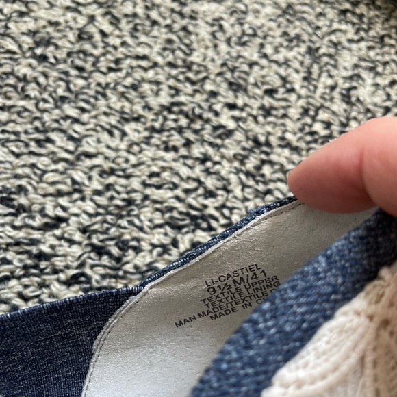 NEW Lori Goldstein LOGO Sz 9.5 M Denim and Lace Slip On Flat Shoes - Picture 4 of 4